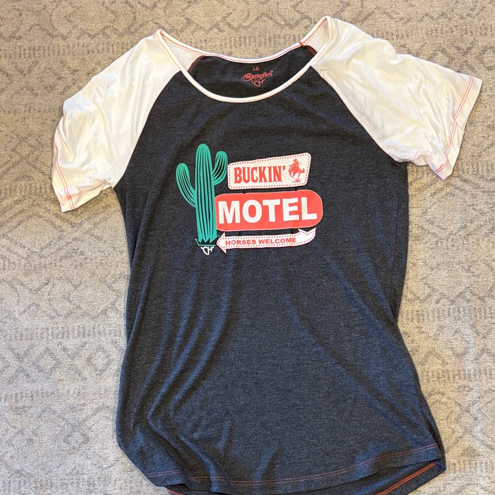 Buckin' Motel Graphic Tee - Black and White size Large